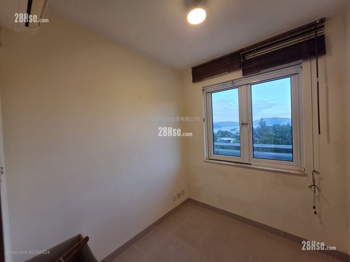 Village Sell 3 Bedrooms , 2 Bathrooms 630 ft²