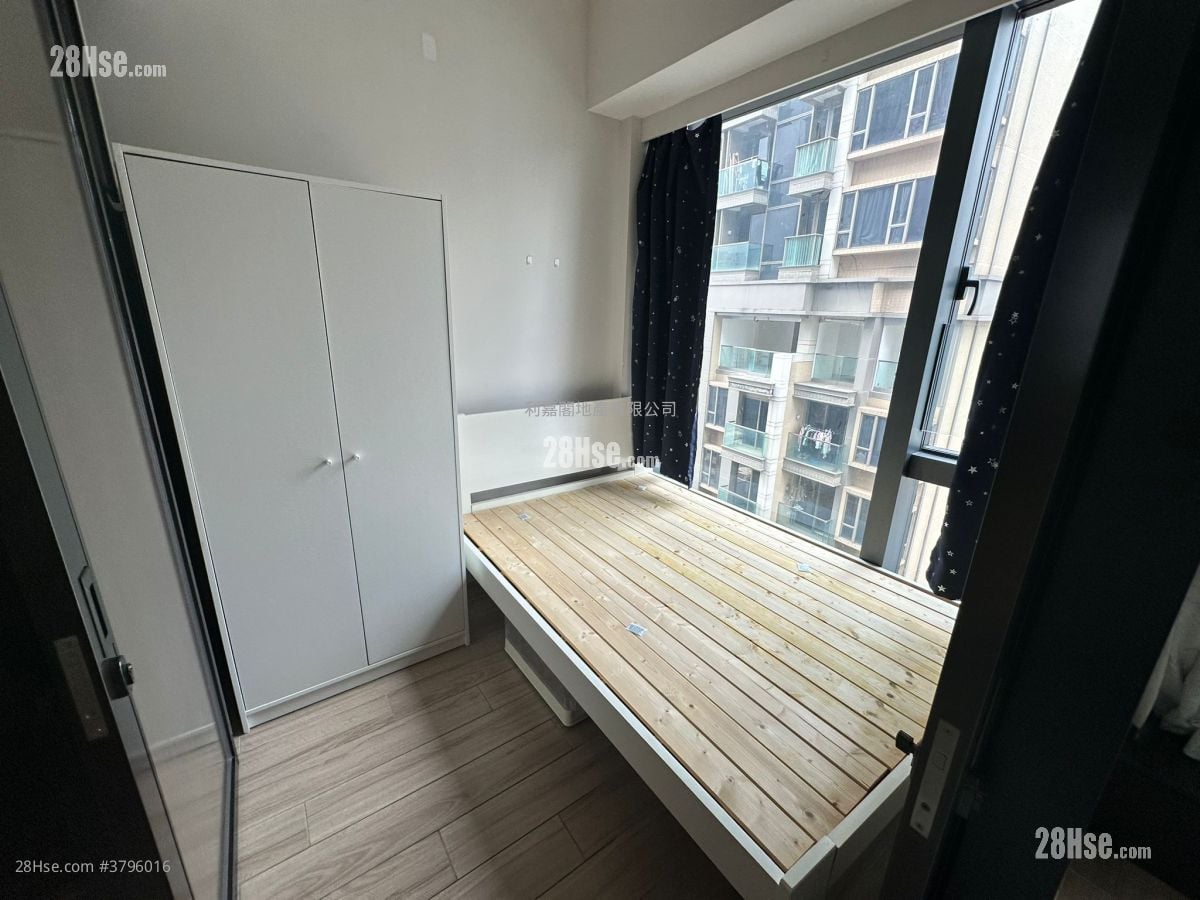 Cetus Square Mile Rental 1 Bedroom , 1 Bathroom 253 ft²