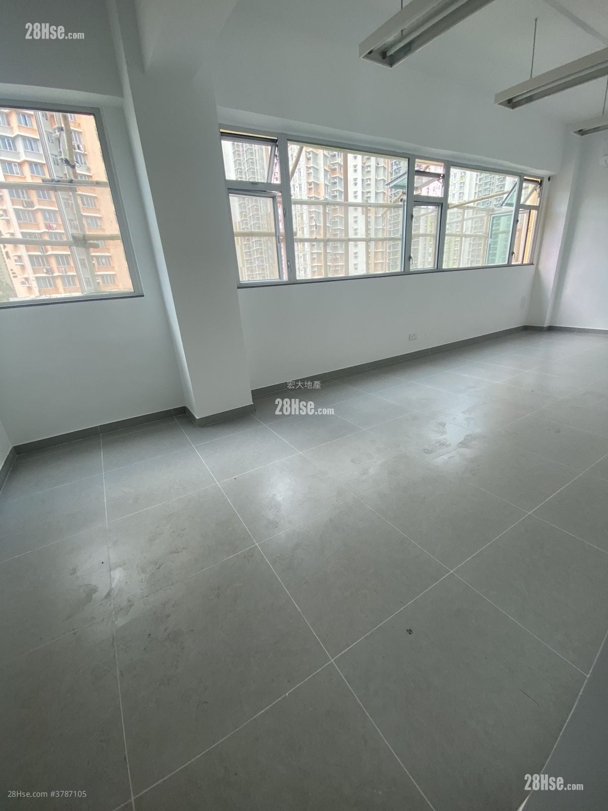 嘉时工业大厦 租盘