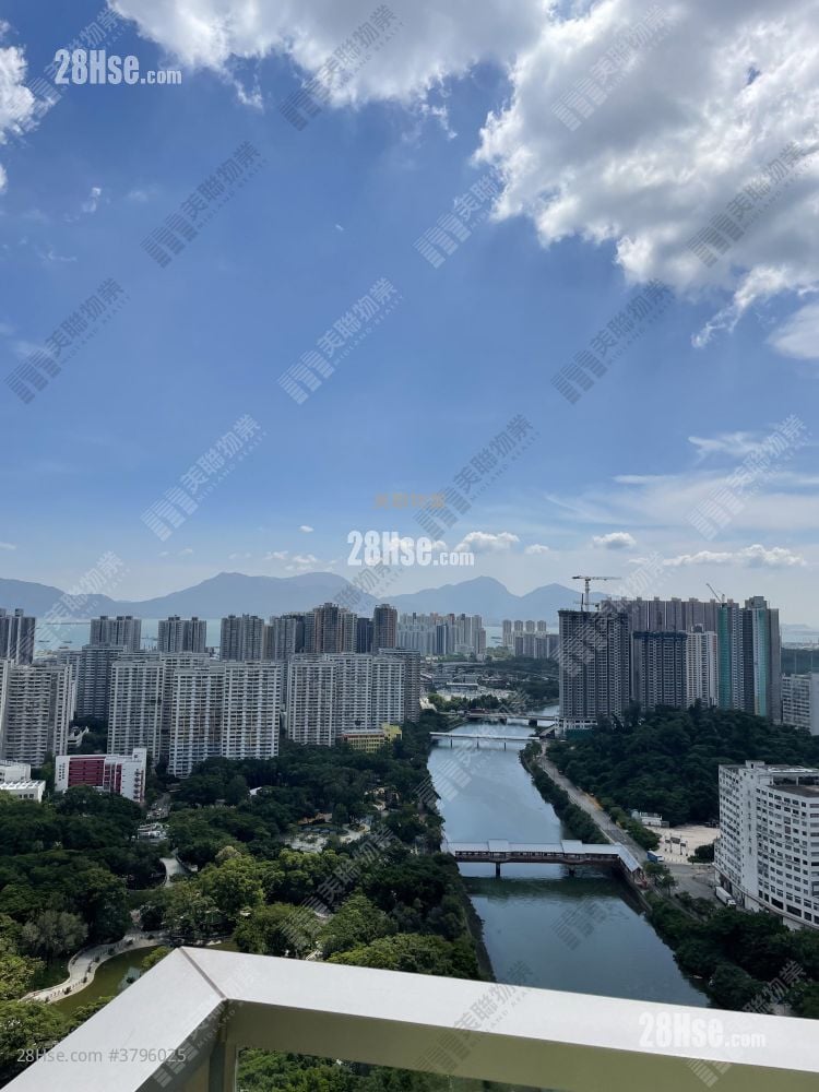 Century Gateway Sell 3 Bedrooms , 1 Bathroom 718 ft²