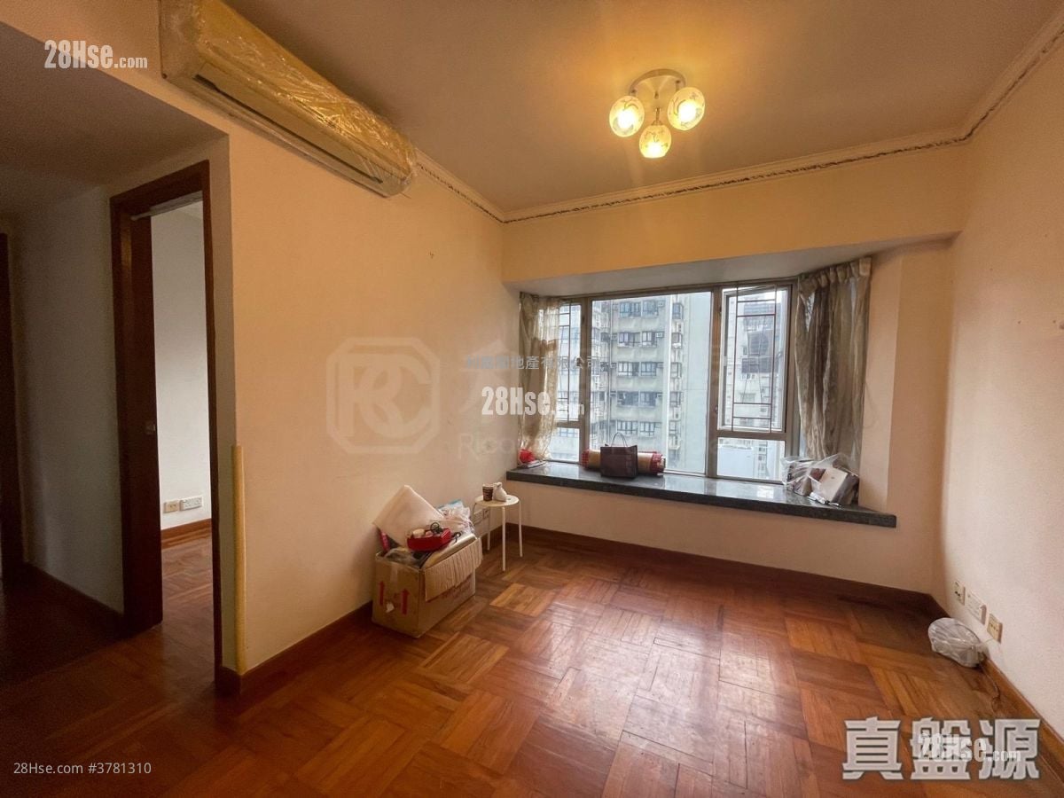 Rica Victoria Sell 2 Bedrooms , 1 Bathroom 426 ft²