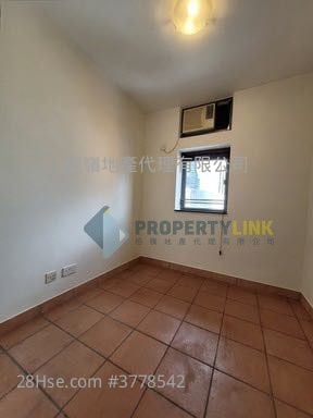 Hollywood Terrace Sell 2 Bedrooms , 1 Bathroom 615 ft²