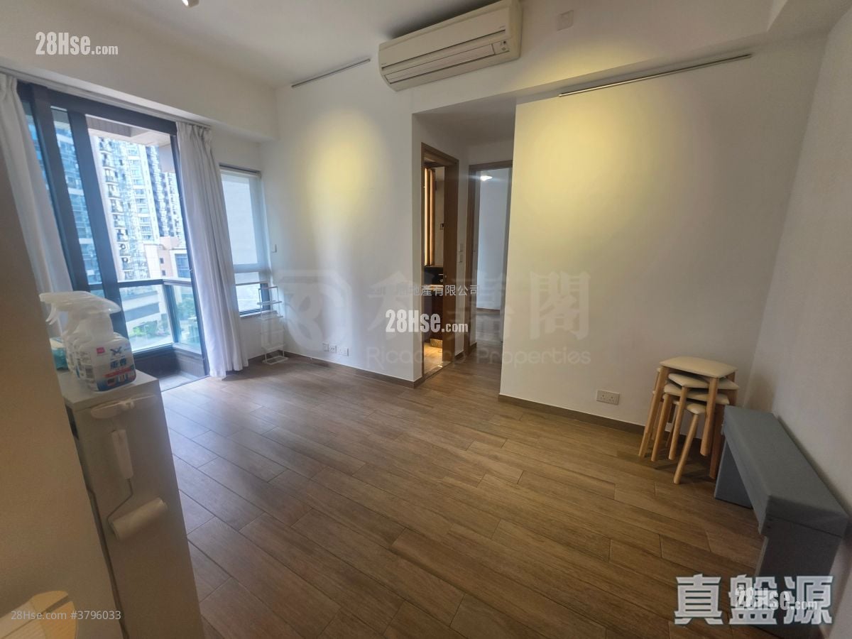 Vibe Centro Rental 351 ft²