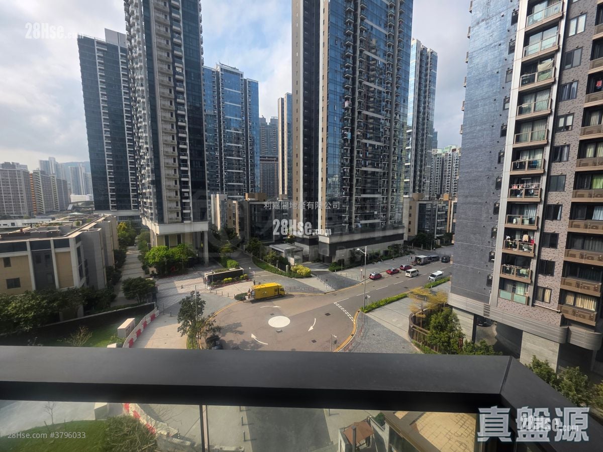 Vibe Centro Rental 351 ft²