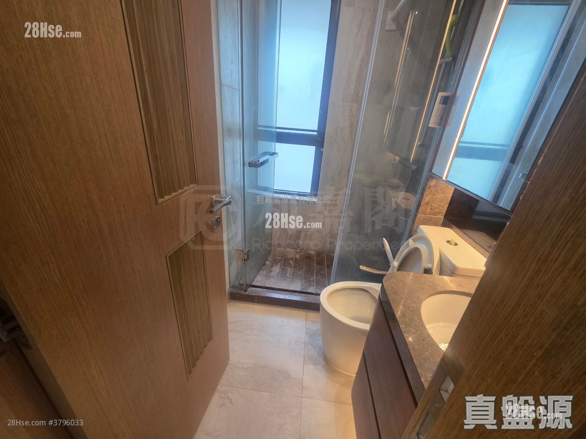 Vibe Centro Rental 351 ft²