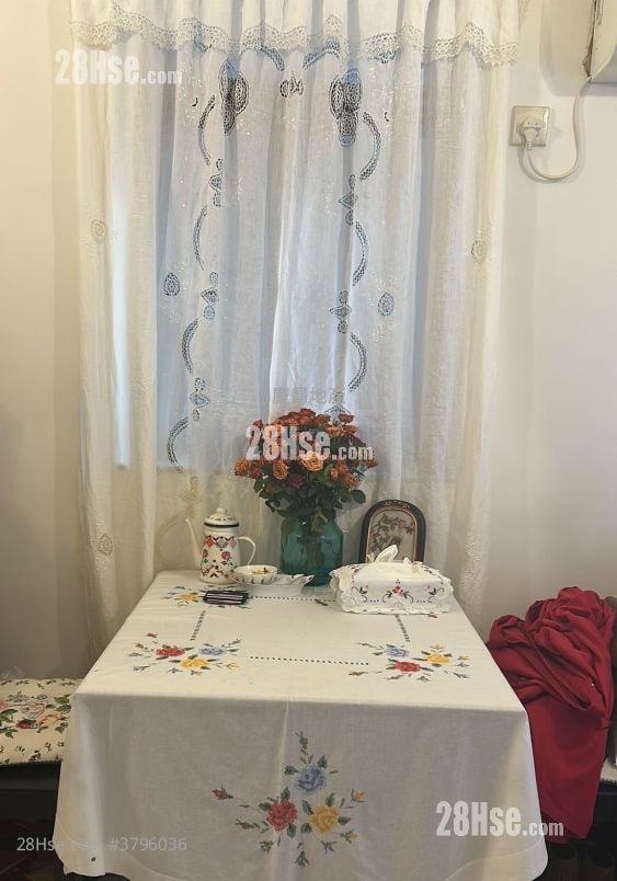 怡新洋楼 售盘 2 房 , 1 浴室 364 平方尺