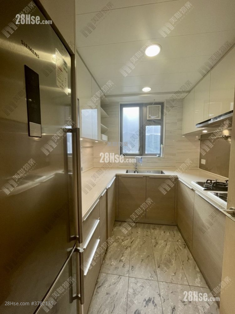 全城滙 售盘 3 房 , 2 浴室 838 平方尺