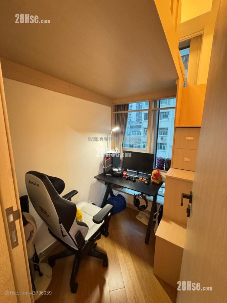 One Soho Sell 2 Bedrooms , 1 Bathroom 374 ft²