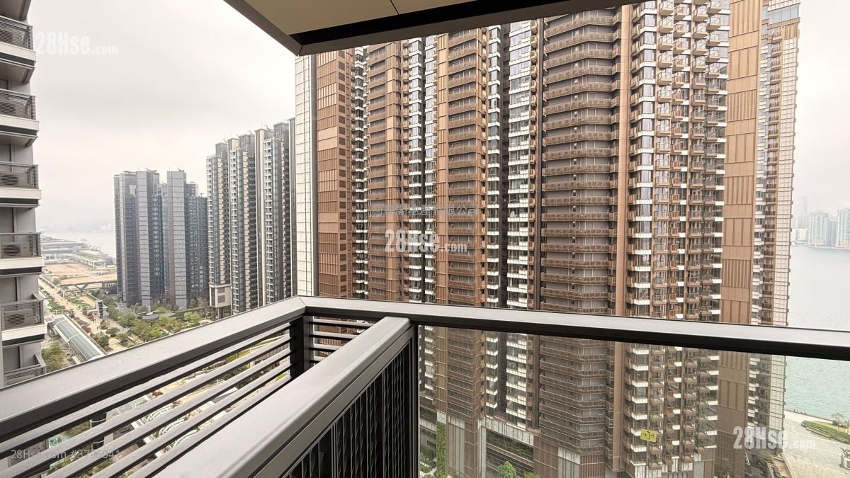 Double Coast 租盘 319 平方尺