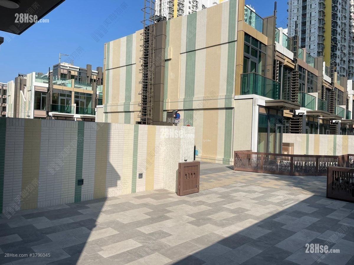 #LYOS 售盘 3 房 , 2 浴室 788 平方尺