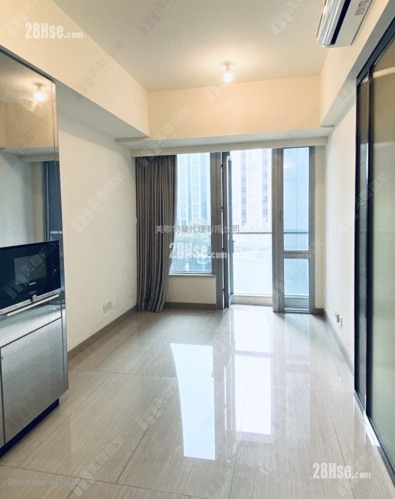 Cullinan West Sell 1 Bedroom 363 ft²