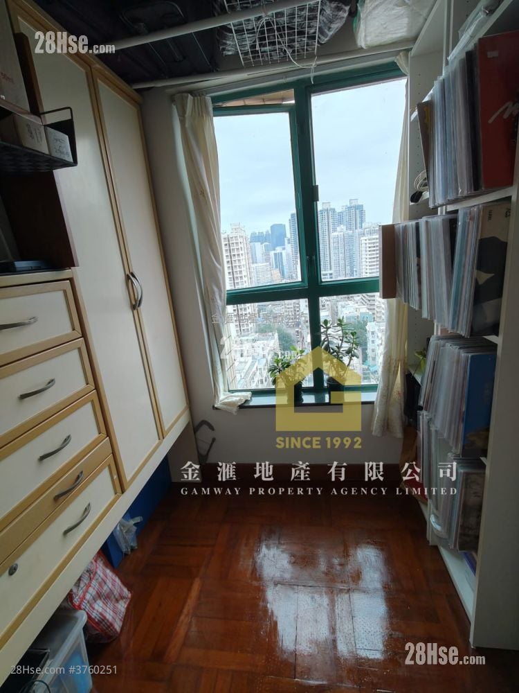 The Vista Sell 2 Bedrooms , 1 Bathroom 279 ft²