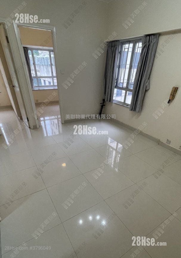 荃锦中心 售盘 2 房 369 平方尺