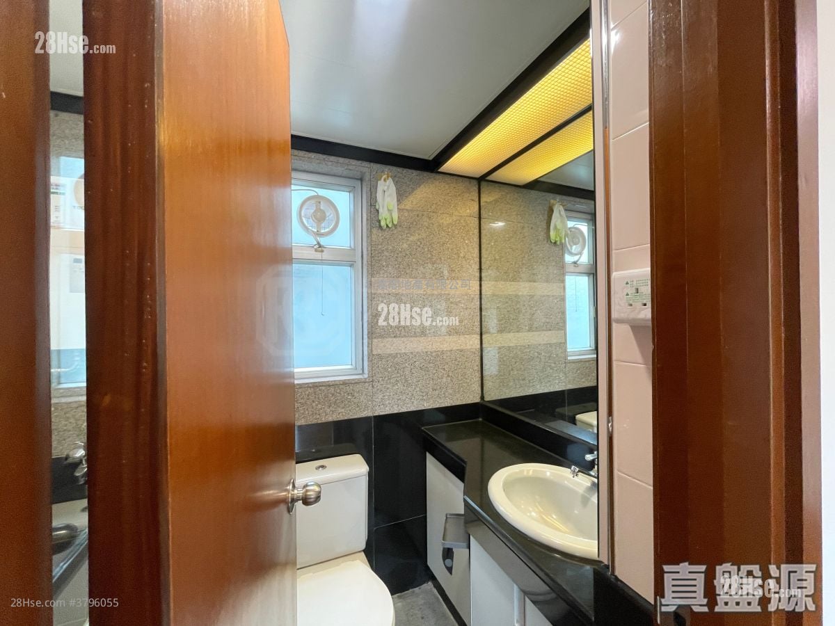 The Metro City Rental 2 Bedrooms , 1 Bathroom 364 ft²