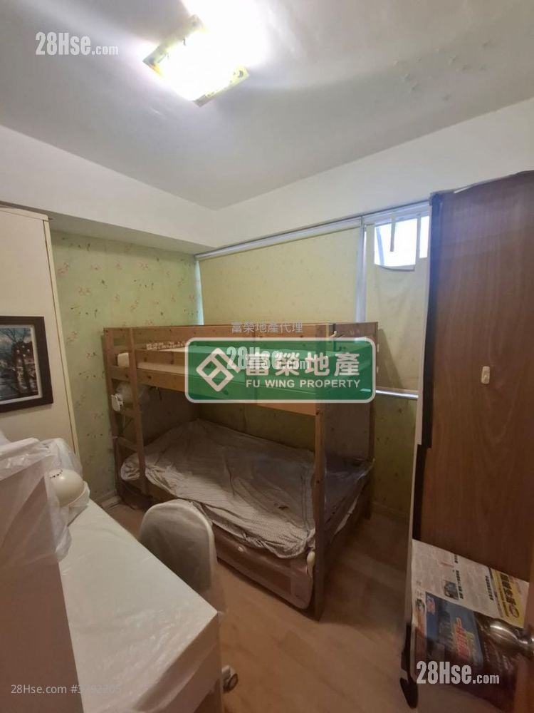 翡翠洋楼 售盘 3 房 , 1 浴室 646 平方尺