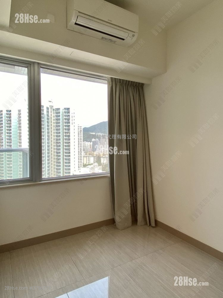 Cullinan West Rental 1 Bedroom , 1 Bathroom 350 ft²