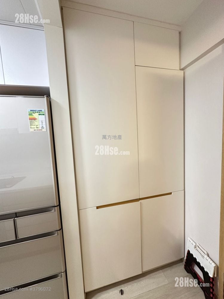 Yu Chui Court Sell 2 Bedrooms , 1 Bathroom 517 ft²