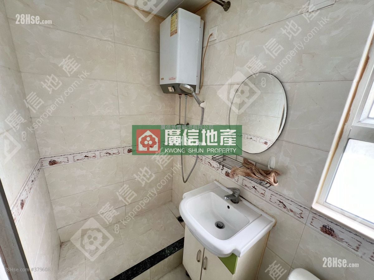 富多来新村 租盘 1 房 , 1 浴室 285 平方尺