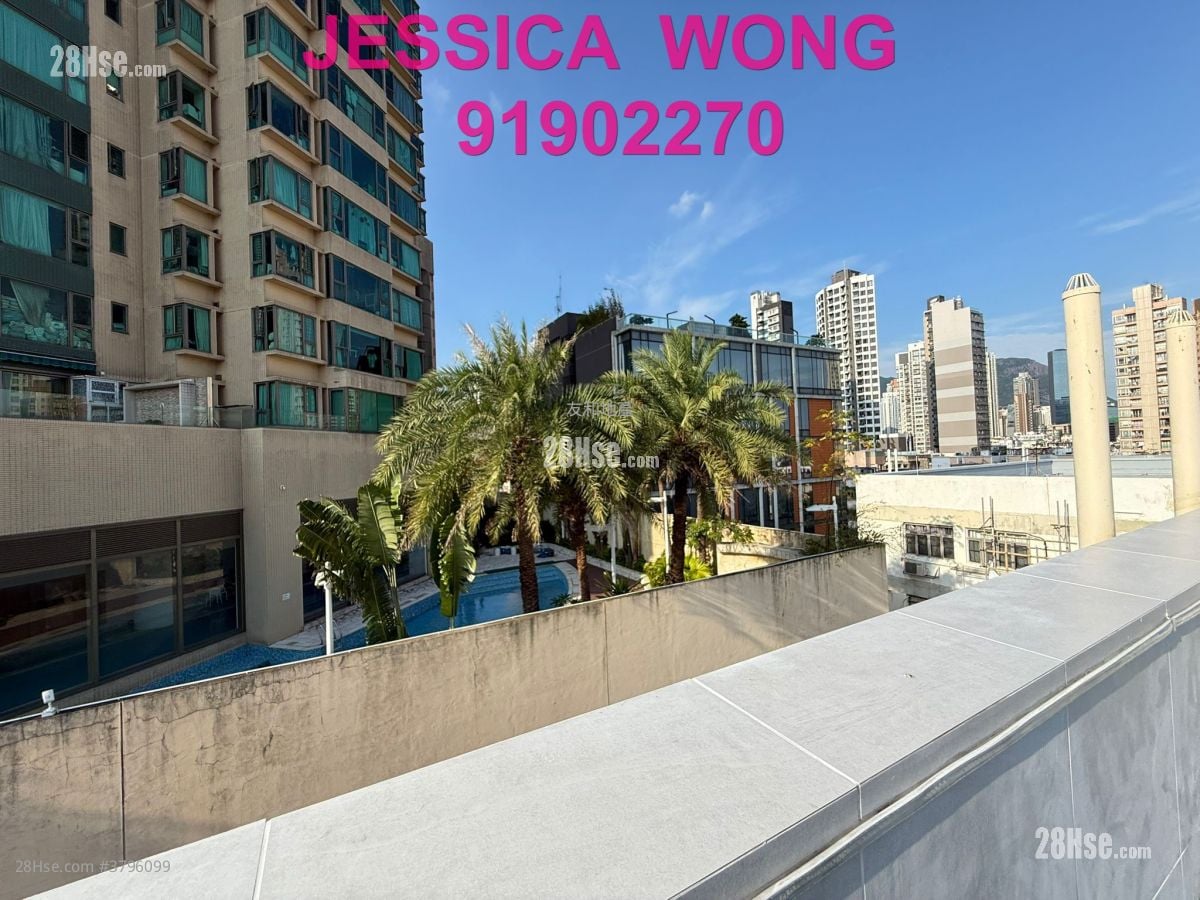 South Court Rental 3 Bedrooms , 2 Bathrooms 932 ft²