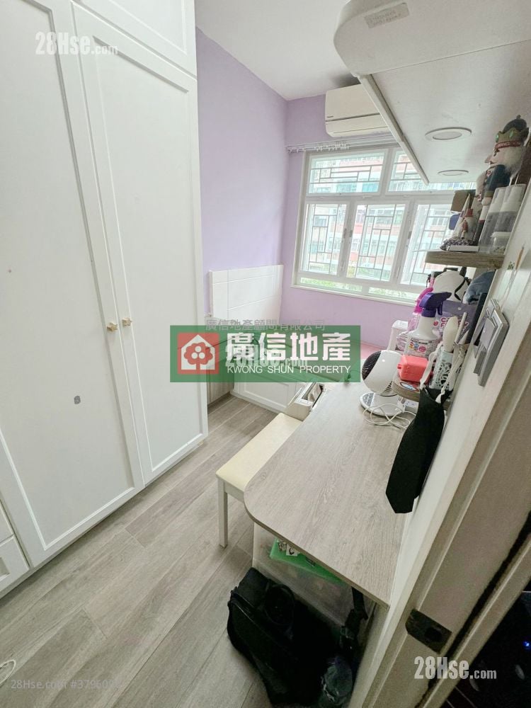 Diamond Building Sell 3 Bedrooms , 2 Bathrooms 863 ft²