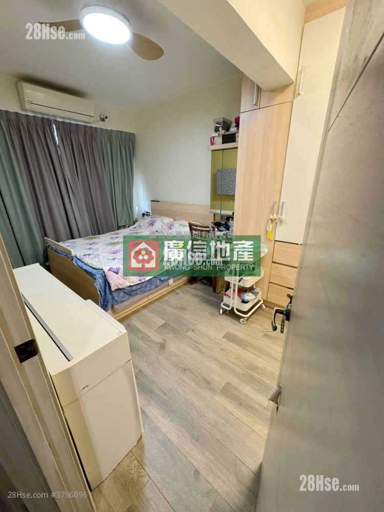 Diamond Building Sell 3 Bedrooms , 2 Bathrooms 863 ft²