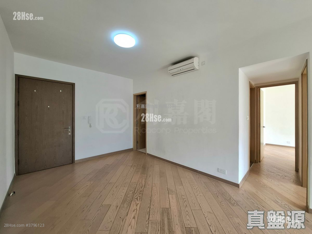 The Visionary Sell 2 Bedrooms , 2 Bathrooms 703 ft²