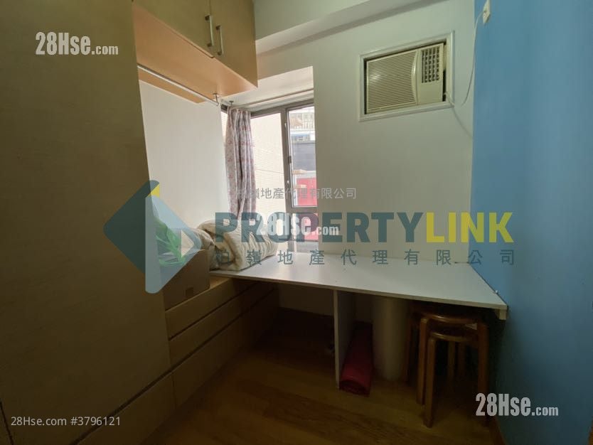 Hollywood Terrace Sell 3 Bedrooms , 2 Bathrooms 756 ft²