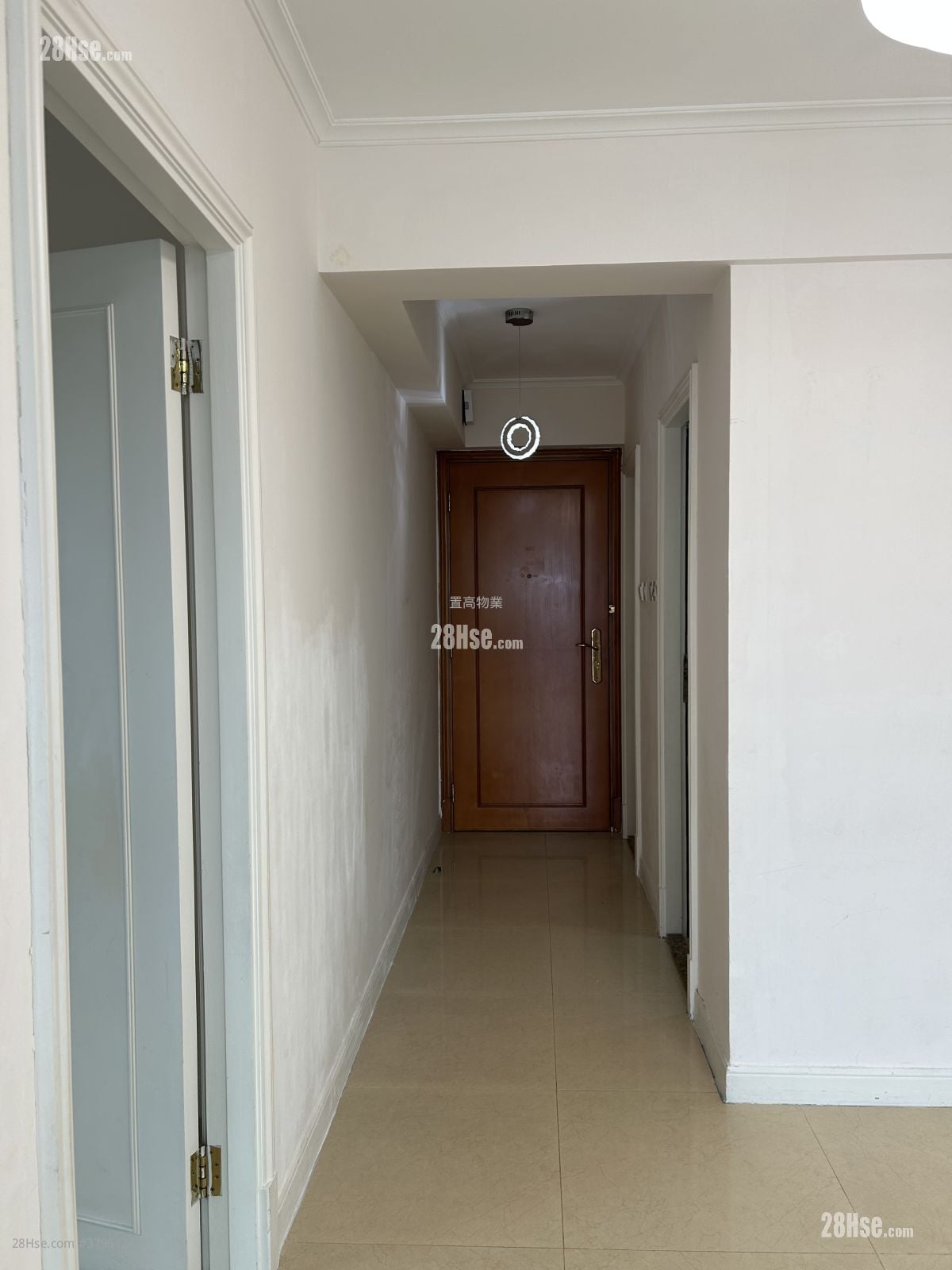 Sky Tower Rental 2 Bedrooms , 1 Bathroom 479 ft²