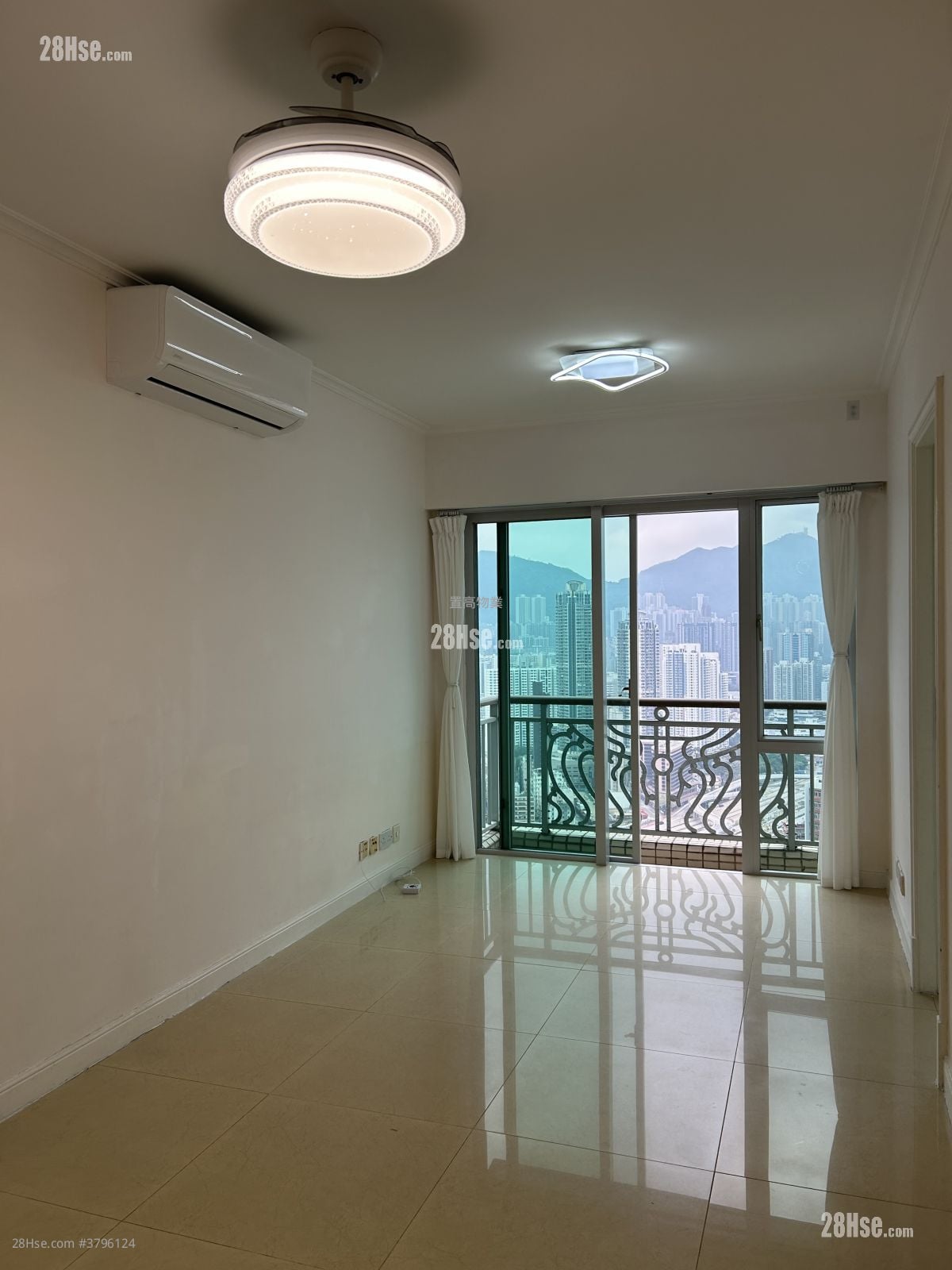 Sky Tower Rental 2 Bedrooms , 1 Bathroom 479 ft²
