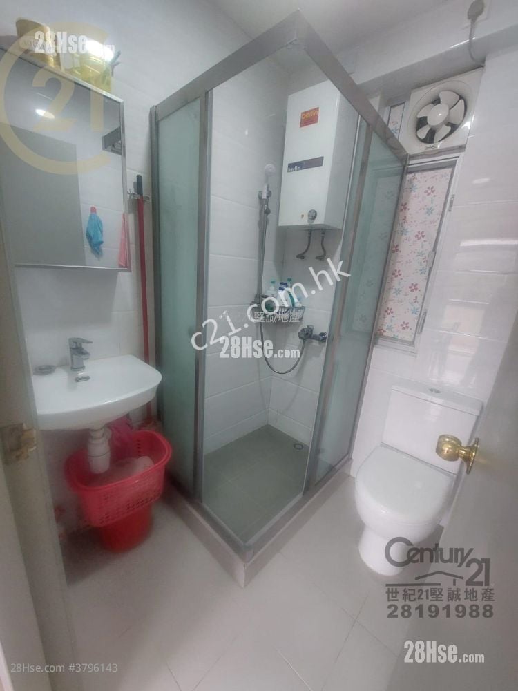 Sea View Mansion Sell 2 Bedrooms , 1 Bathroom 345 ft²