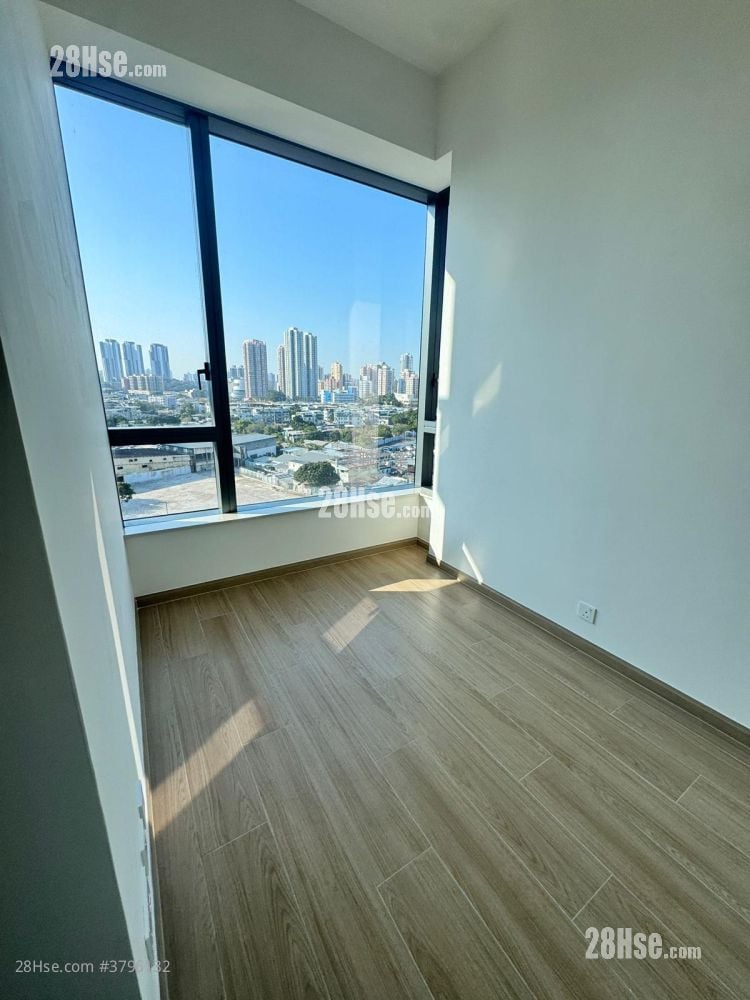 master room: Hava Sell 1 Bedroom , 1 Bathroom 291 ft²