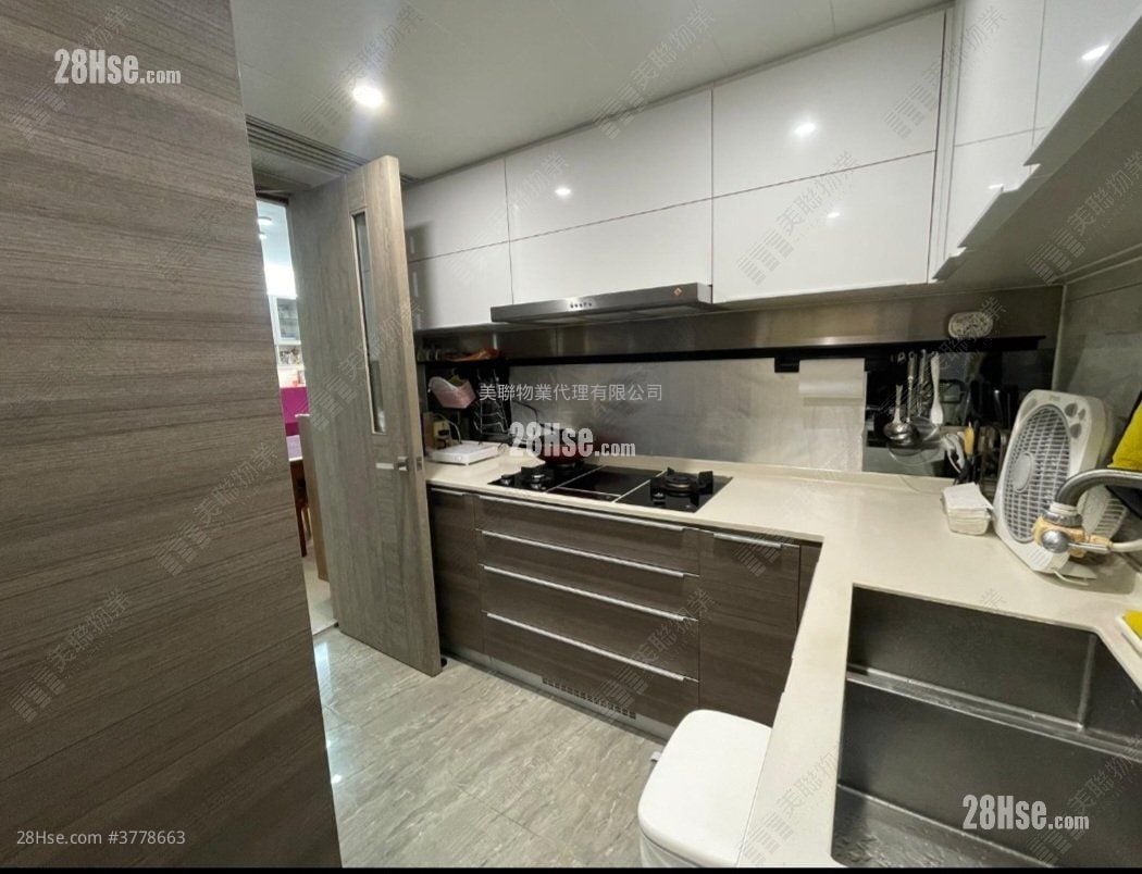 海日湾 租盘 3 房 , 2 浴室 1,329 平方尺