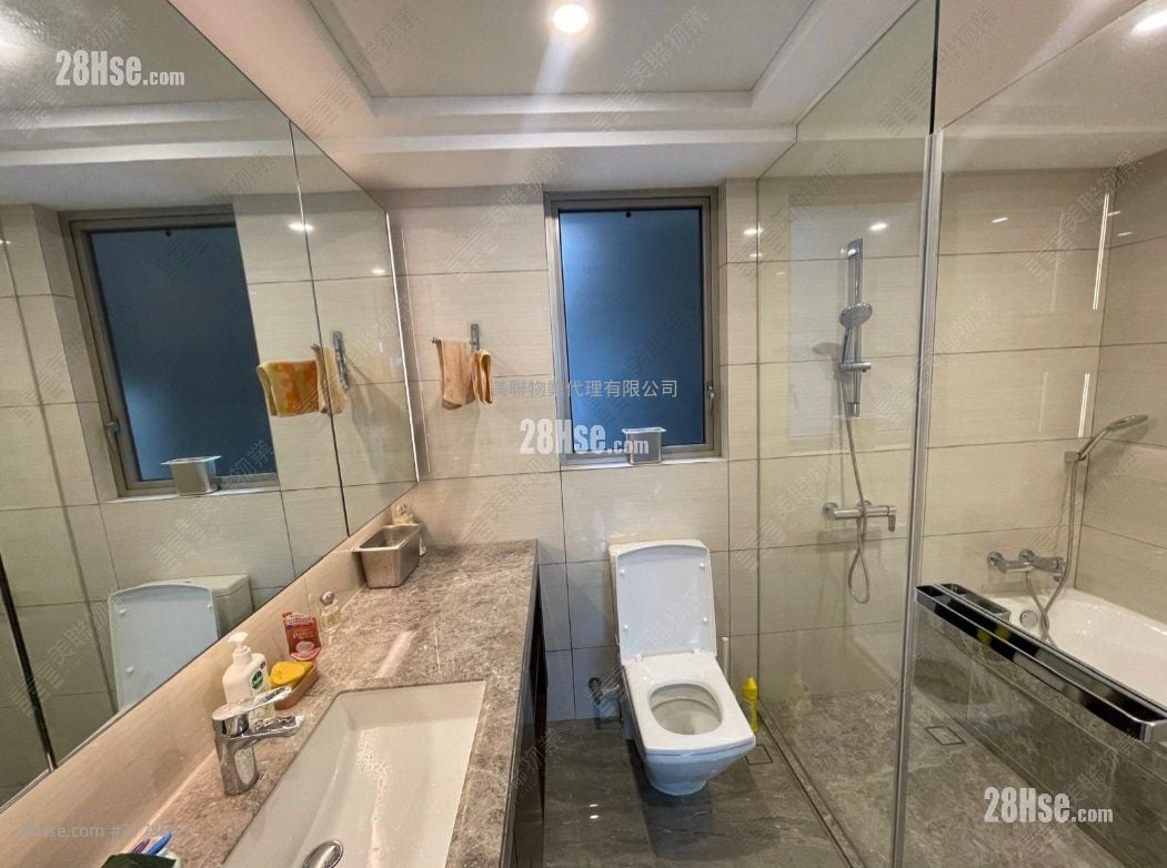 海日湾 租盘 3 房 , 2 浴室 1,329 平方尺