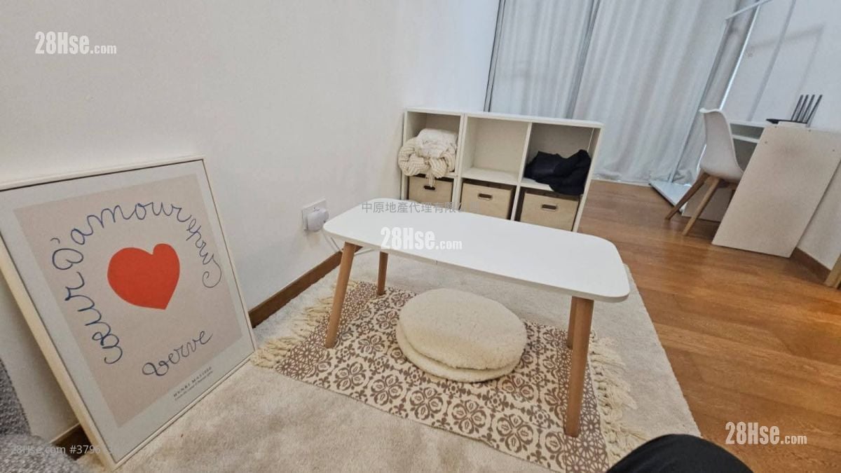 The Papillons Rental 297 ft²