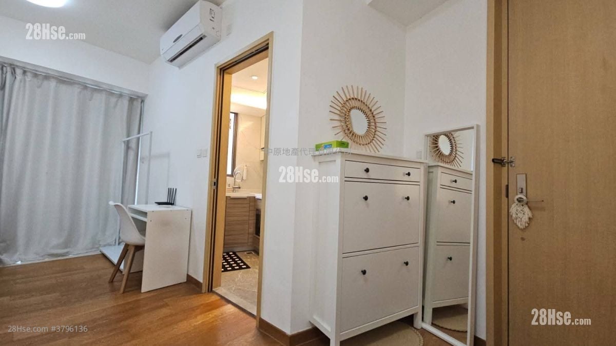 The Papillons Rental 297 ft²