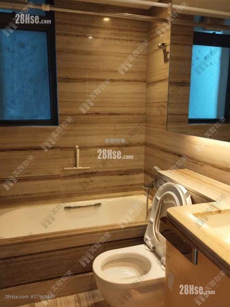 The Wings Rental 541 ft²