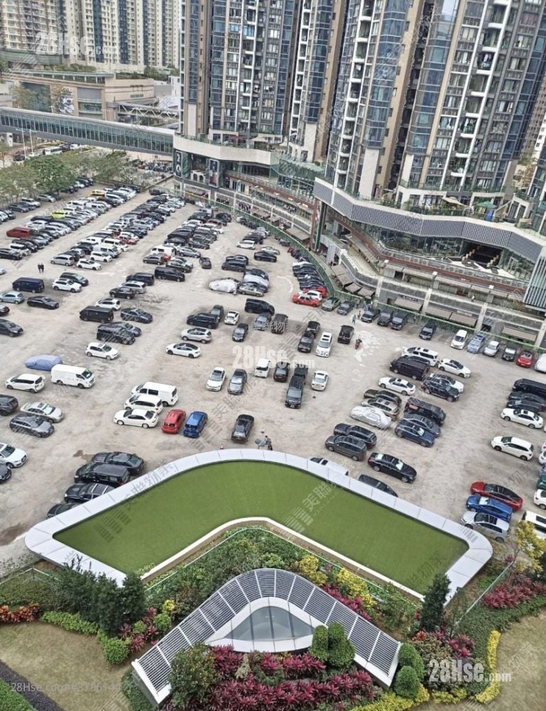 The Wings Rental 541 ft²