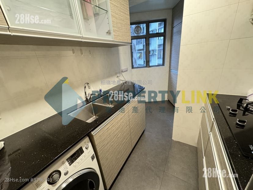 Hollywood Terrace Sell 2 Bedrooms , 1 Bathroom 631 ft²