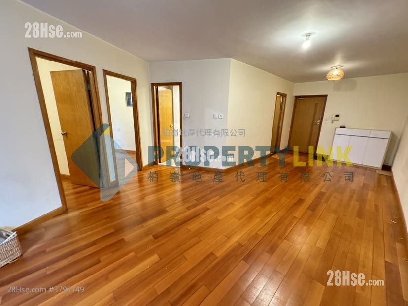 Hollywood Terrace Sell 2 Bedrooms , 1 Bathroom 631 ft²