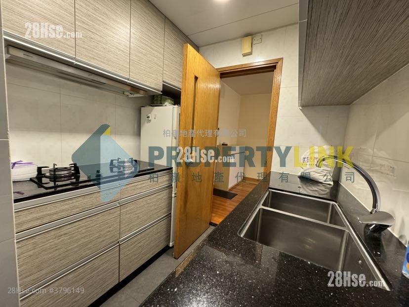 Hollywood Terrace Sell 2 Bedrooms , 1 Bathroom 631 ft²