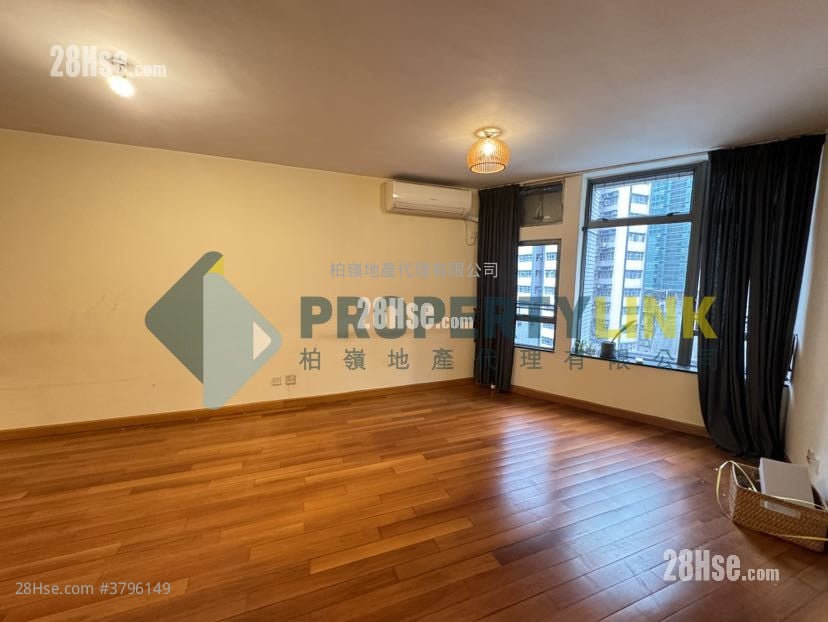 Hollywood Terrace Sell 2 Bedrooms , 1 Bathroom 631 ft²