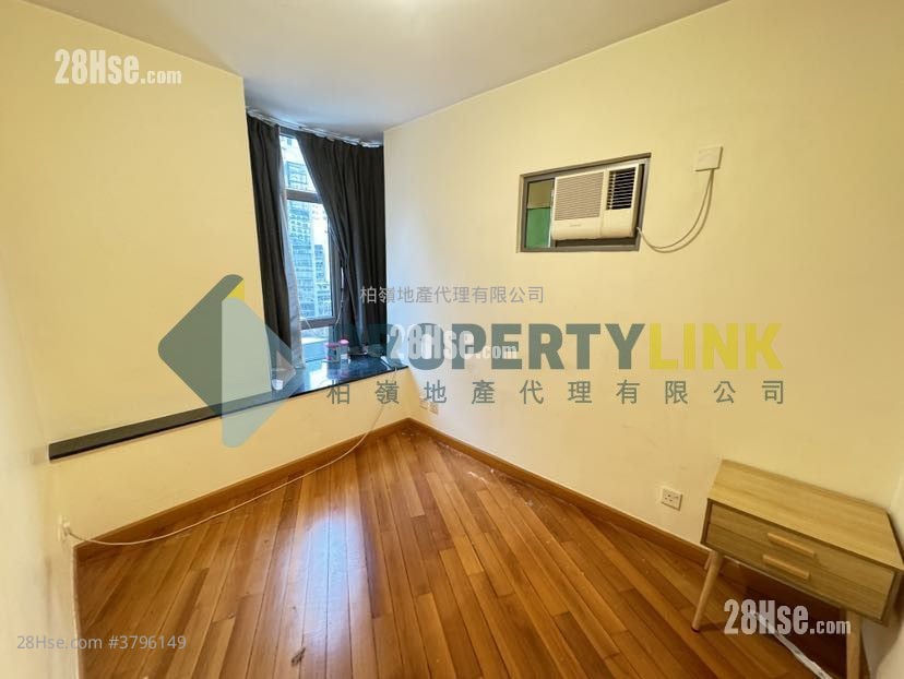 Hollywood Terrace Sell 2 Bedrooms , 1 Bathroom 631 ft²