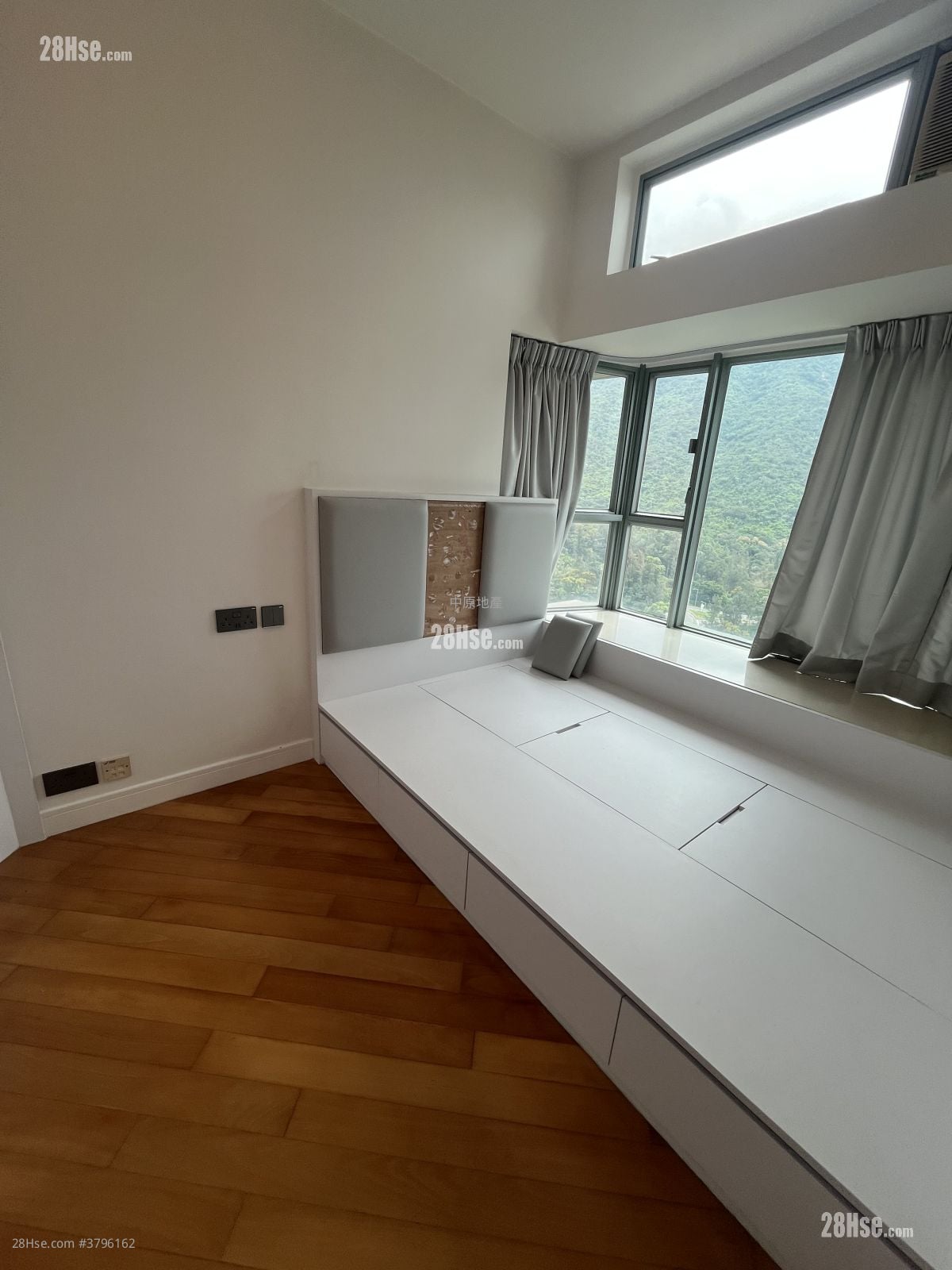 Coastal Skyline Rental 2 Bedrooms , 1 Bathroom 490 ft²