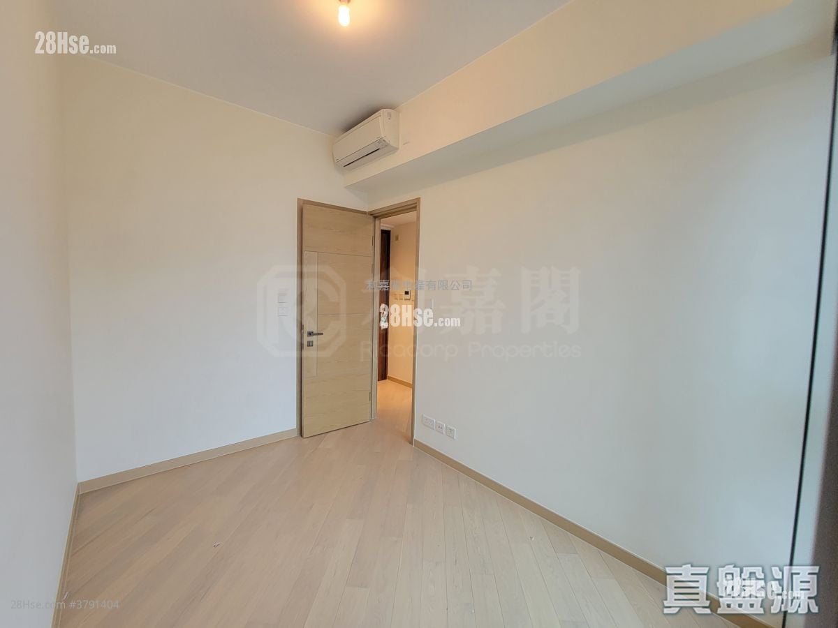 Grand Central Sell 1 Bedroom , 1 Bathroom 333 ft²