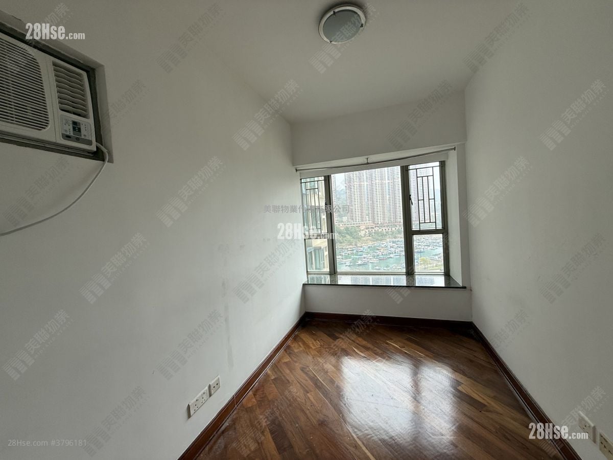 Tseung Kwan O Plaza Sell 2 Bedrooms , 1 Bathroom 459 ft²