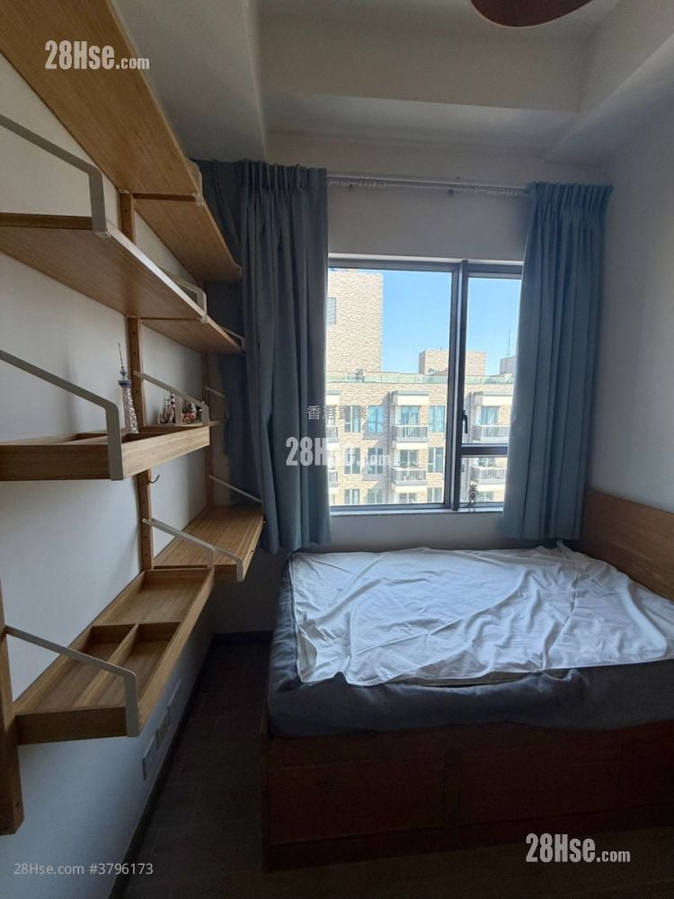 Astoria Crest Sell 1 Bedroom , 1 Bathroom 299 ft²