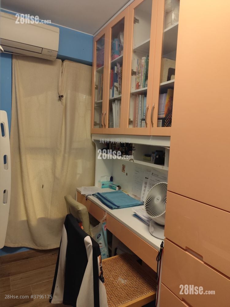 村屋 售盘 700 平方尺