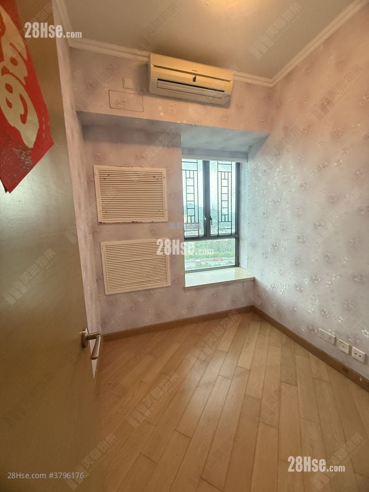 Yoho Midtown 租盘 4 房 , 3 浴室 1,026 平方尺