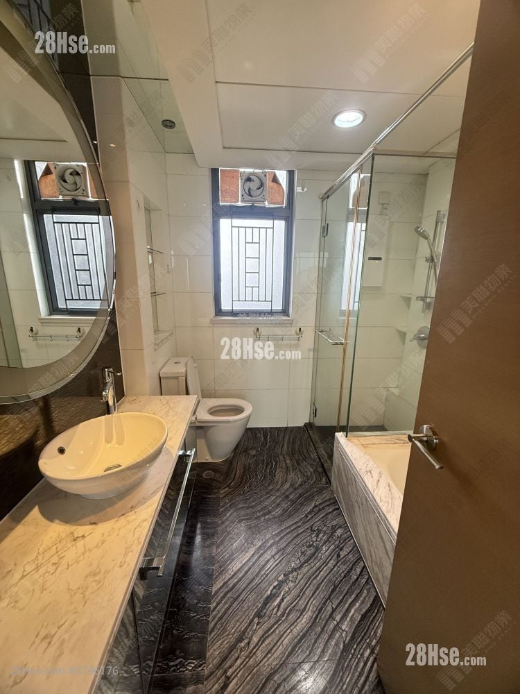 Yoho Midtown 租盘 4 房 , 3 浴室 1,026 平方尺