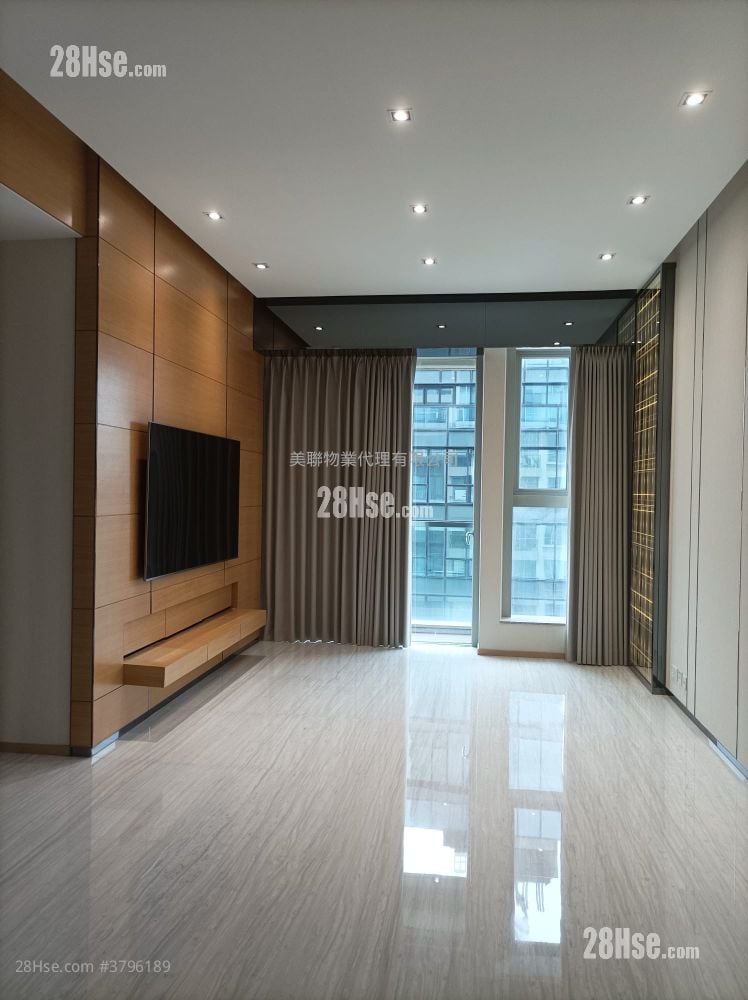 8 Lasalle Rental 3 Bedrooms , 3 Bathrooms 1,020 ft²